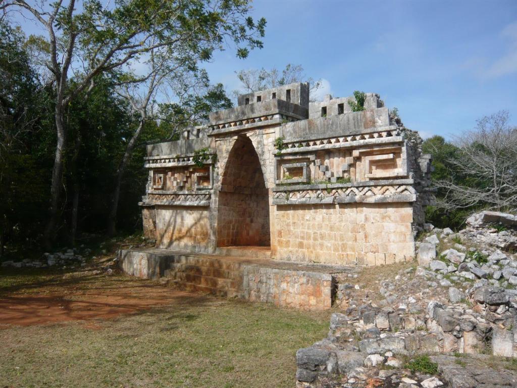 La Casa Del Mago Bed & Breakfast Uxmal Exterior photo