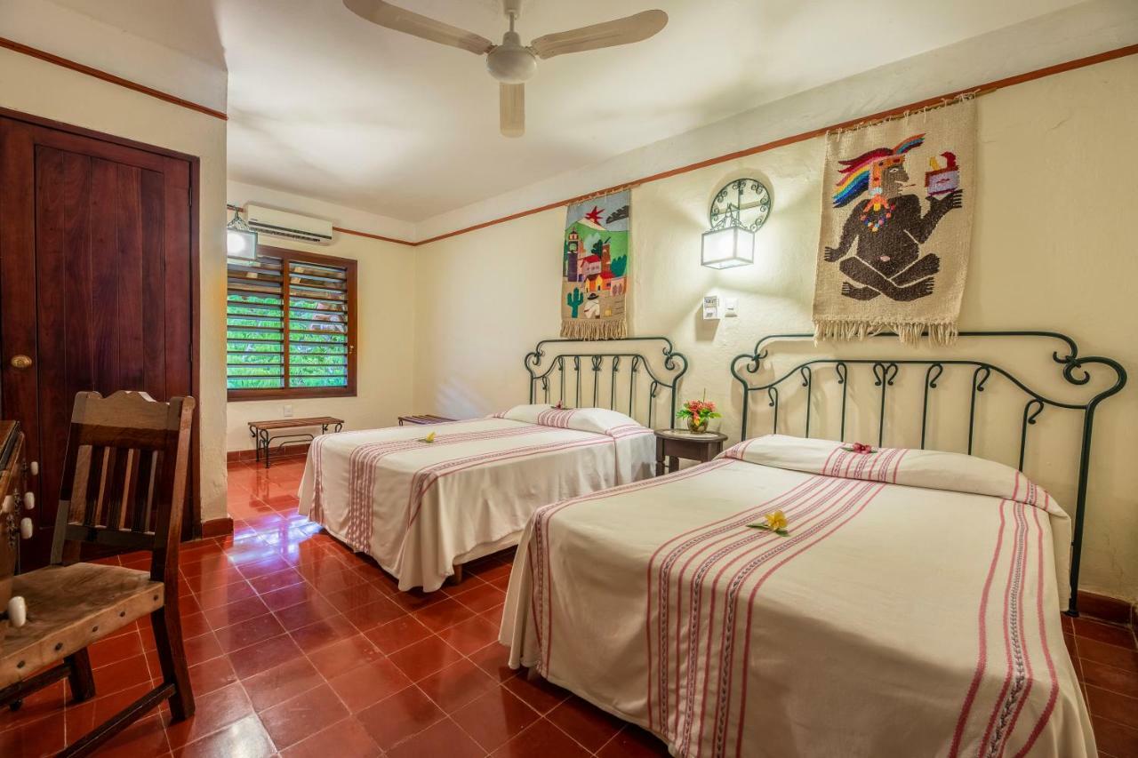 La Casa Del Mago Bed & Breakfast Uxmal Exterior photo